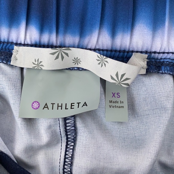 Athleta tie dye shorts - Picture 3 of 4